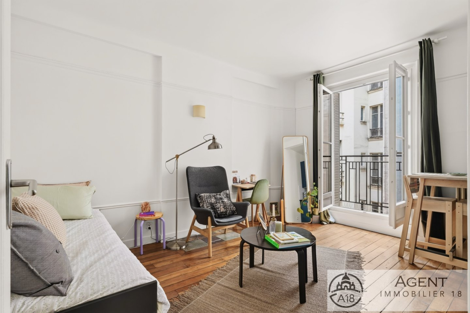 Appartement 1 pièce 26 m² · à Paris · 26 m² · 270 000 €